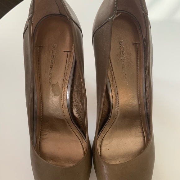 BCBGeneration Block Heels - Picture 5 of 7